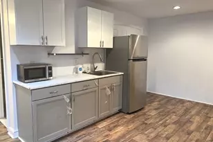 10700 Hunters Run Ct, Vienna, VA 22181 - Photo 25