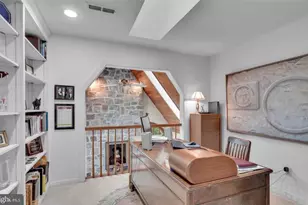 10700 Hunters Run Ct, Vienna, VA 22181 - Photo 17