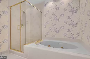 10700 Hunters Run Ct, Vienna, VA 22181 - Photo 21