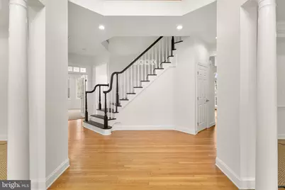 6058 Sugarstone Court, McLean, VA 22101 - Photo 7