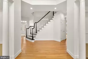 6058 Sugarstone Ct, McLean, VA 22101 - Photo 7