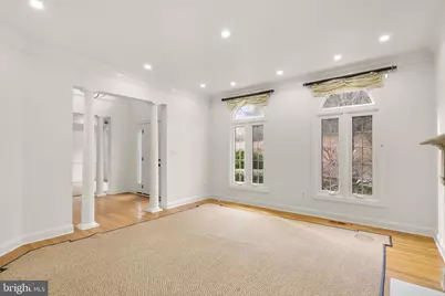 6058 Sugarstone Court, McLean, VA 22101 - Photo 9