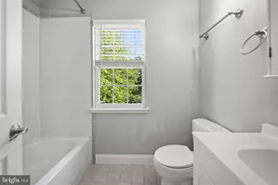 2362 Hunters Square Ct, Reston, VA 20191 - Photo 15