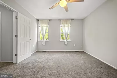 2362 Hunters Square Court, Reston, VA 20191 - Photo 17