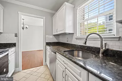 2362 Hunters Square Court, Reston, VA 20191 - Photo 13