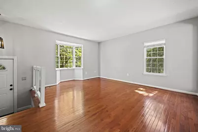 2362 Hunters Square Court, Reston, VA 20191 - Photo 5