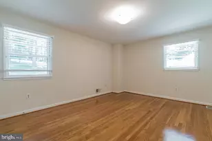 6807 Winter Ln, Annandale, VA 22003 - Photo 1