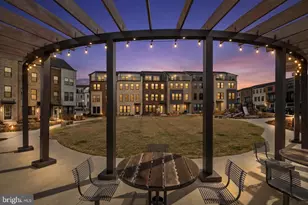 13725 Aviation Pl, Herndon, VA 20171 - Photo 1