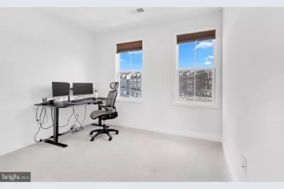 13725 Aviation Place, Herndon, VA 20171 - Photo 35