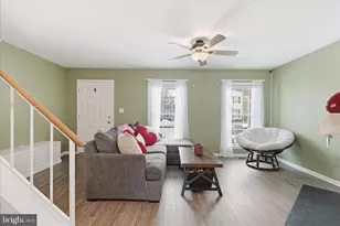 14504 Ravenscar Ct, Centreville, VA 20121 - Photo 9