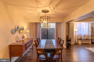 1808 Old Meadow Rd, McLean, VA 22102 - Photo 7