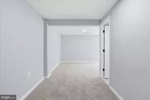 6027 Bonnie Bern Ct, Burke, VA 22015 - Photo 37