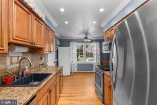 14516 Awbrey Patent Dr, Centreville, VA 20120 - Photo 31