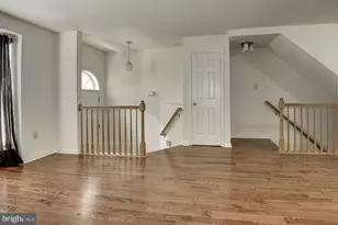 13122 Kidwell Field Rd, Herndon, VA 20171 - Photo 3