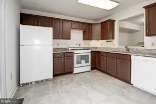 13122 Kidwell Field Rd, Herndon, VA 20171 - Photo 11