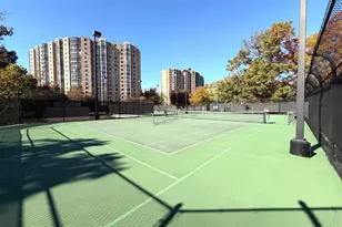 5903 Mt Eagle Dr, Alexandria, VA 22303 - Photo 25