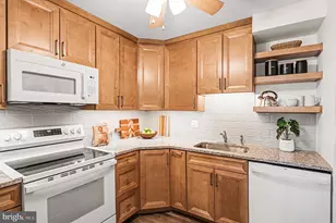 5903 Mt Eagle Dr, Alexandria, VA 22303 - Photo 5