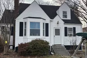 13346 Regal Crest Dr, Clifton, VA 20124 - Photo 1