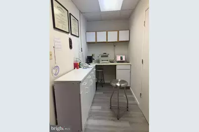 8622 Lee Highway #2B, Fairfax, VA 22031 - Photo 7