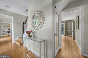 6547 Mapledale Ct, Falls Church, VA 22041 - Photo 11