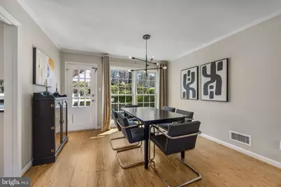 6547 Mapledale Court, Falls Church, VA 22041 - Photo 5