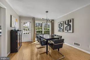 6547 Mapledale Ct, Falls Church, VA 22041 - Photo 5