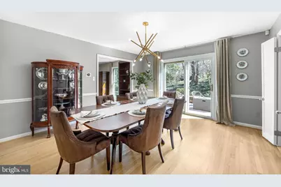 6547 Mapledale Court, Falls Church, VA 22041 - Photo 3