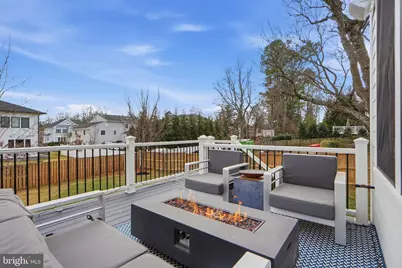 315 Charles Street SE, Vienna, VA 22180 - Photo 27