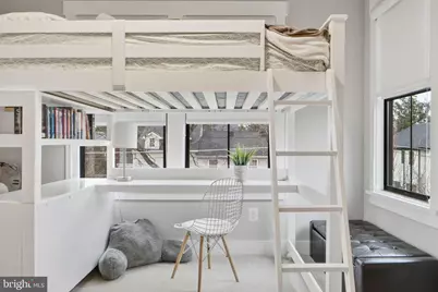 315 Charles Street SE, Vienna, VA 22180 - Photo 55