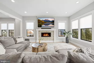 315 Charles Street SE, Vienna, VA 22180 - Photo 23