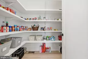 315 Charles St SE, Vienna, VA 22180 - Photo 35