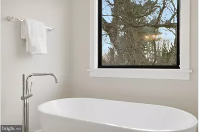 315 Charles Street SE, Vienna, VA 22180 - Photo 49