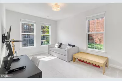 9339 Lemon Mint Court, Fairfax, VA 22031 - Photo 5