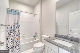 9339 Lemon Mint Ct, Fairfax, VA 22031 - Photo 25