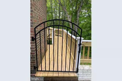 6608 Stonecrest Lane, Fairfax Station, VA 22039 - Photo 11