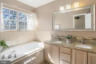 14317 Flomation Ct, Centreville, VA 20121 - Photo 17