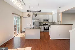 14317 Flomation Ct, Centreville, VA 20121 - Photo 3