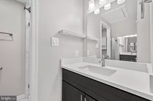 7941 Tyson Oaks Cir, Vienna, VA 22182 - Photo 19