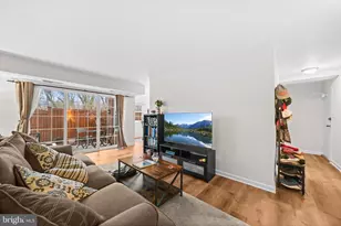 1914 Wilson Ln, McLean, VA 22102 - Photo 3