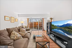 1914 Wilson Ln, McLean, VA 22102 - Photo 5