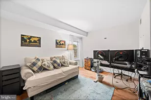 1914 Wilson Ln, McLean, VA 22102 - Photo 15