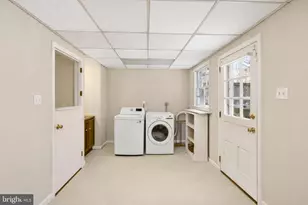 2849 Hideaway Rd, Fairfax, VA 22031 - Photo 31