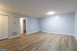 4152 Dawn Valley Ct, Chantilly, VA 20151 - Photo 3