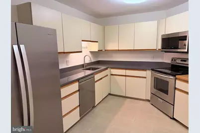 11500 Fairway Drive #402, Reston, VA 20190 - Photo 5