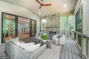 439 Lewis St NW, Vienna, VA 22180 - Photo 15