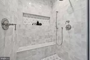 439 Lewis St NW, Vienna, VA 22180 - Photo 27