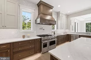 439 Lewis St NW, Vienna, VA 22180 - Photo 9