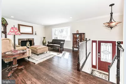 7518 Fairwood Lane, Falls Church, VA 22046 - Photo 3