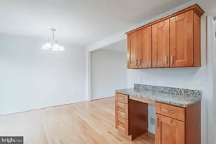 13715 Smallwood Ct, Chantilly, VA 20151 - Photo 25