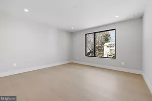 6816 Dean Dr, McLean, VA 22101 - Photo 45